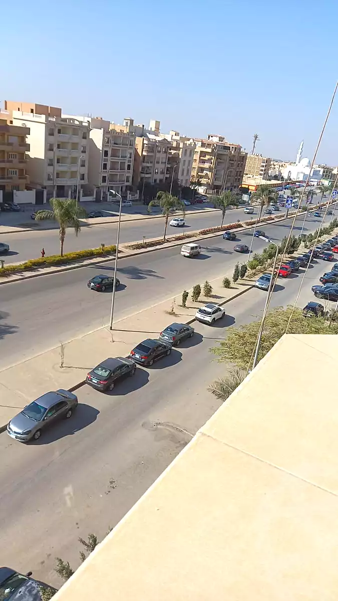 https://aqarmap.com.eg/ar/listing/6948122-for-sale-cairo-new-cairo-el-narges-el-narges-omarat-mohamed-sabry-abu-alam-st