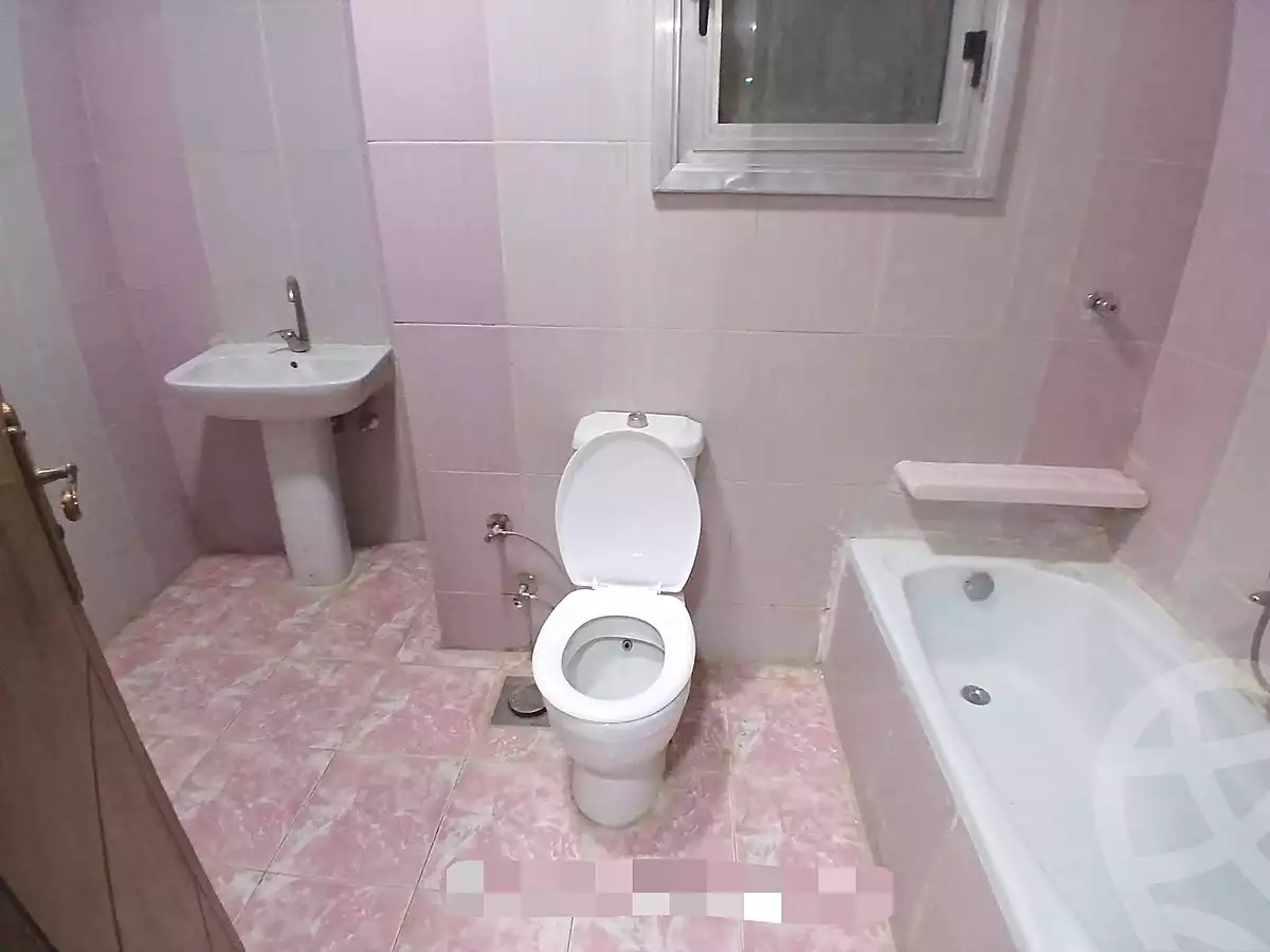 https://aqarmap.com.eg/ar/listing/6948561-for-sale-alexandria-sydy-bshr-sydy-bshr-bhry-el-fakharany-st