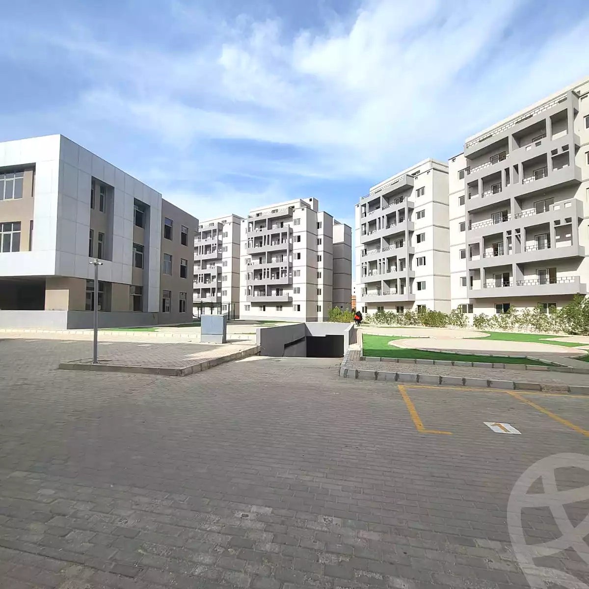 https://aqarmap.com.eg/ar/listing/6948874-for-sale-cairo-6th-of-october-hadaeq-october-compounds-sun-capital