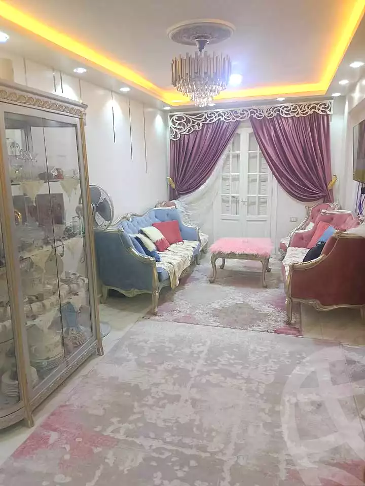 https://aqarmap.com.eg/en/listing/6949208-for-sale-alexandria-al-agamy-el-hanouvel-kasr-al-quiri-st-1