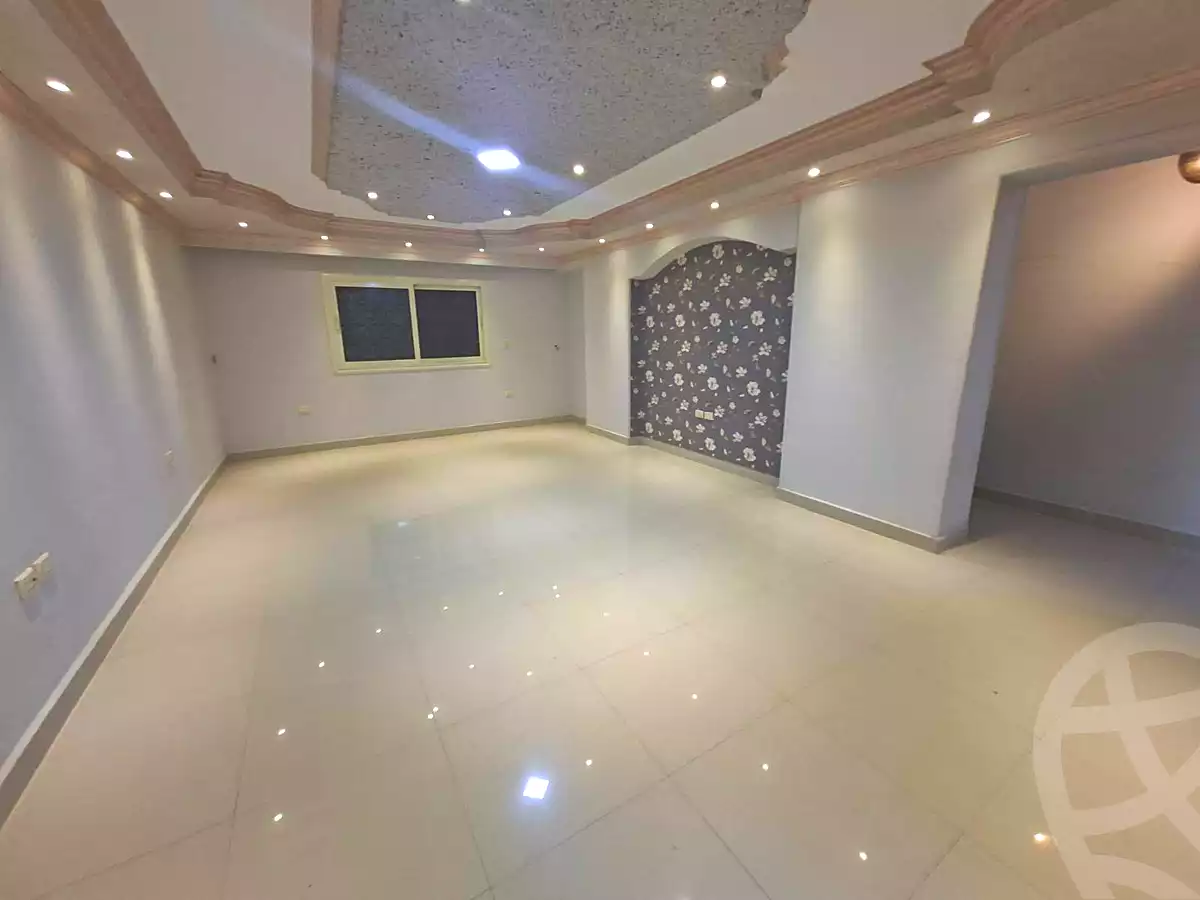 https://aqarmap.com.eg/ar/listing/6949247-for-sale-cairo-helwan-mohamed-sayed-ahmed-st