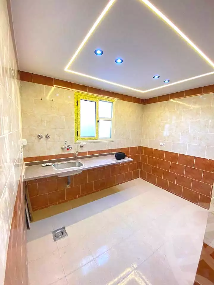 https://aqarmap.com.eg/ar/listing/6949275-for-sale-alexandria-al-agamy-lbytsh-mahmoud-awad-st