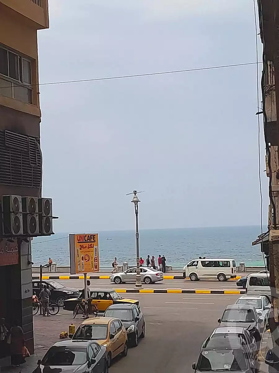 https://aqarmap.com.eg/ar/listing/6950906-for-sale-alexandria-el-asafra-l-sfr-bhry-el-geish-rd