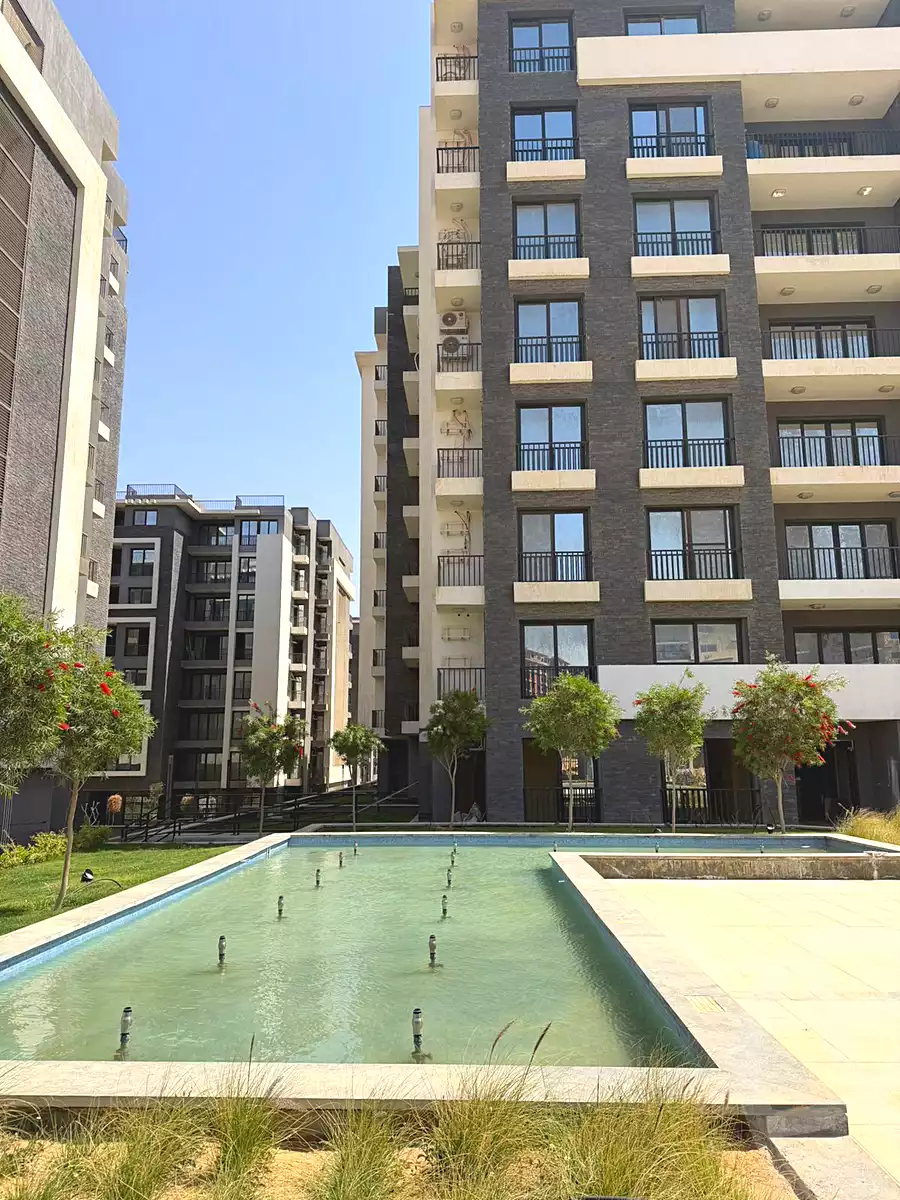 https://aqarmap.com.eg/ar/listing/6951281-for-sale-cairo-new-administrative-capital-r7-castle-landmark