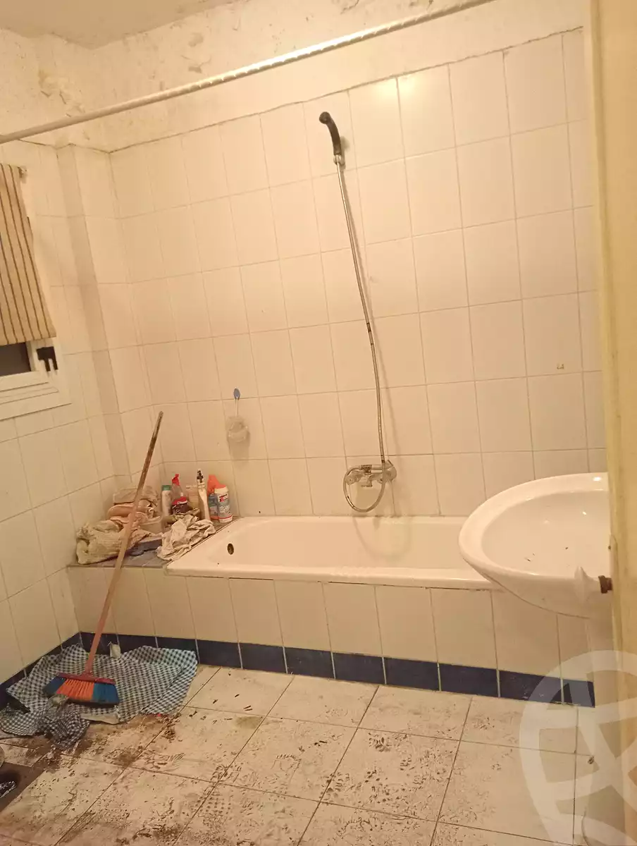 https://aqarmap.com.eg/ar/listing/6950702-for-sale-alexandria-al-agamy-lbytsh-bianchiii
