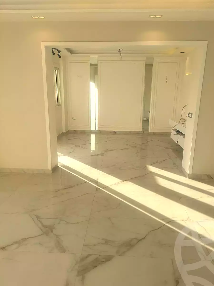 https://aqarmap.com.eg/en/listing/6951612-for-sale-cairo-new-cairo-compounds-mwntn-fyw-y-syty-club-park-mountain-view-icity