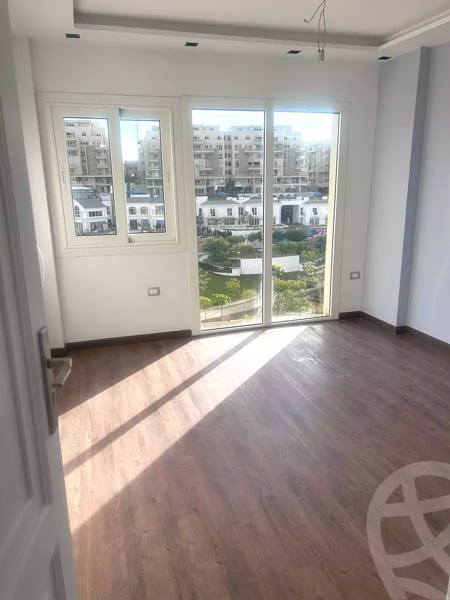 https://aqarmap.com.eg/en/listing/6951612-for-sale-cairo-new-cairo-compounds-mwntn-fyw-y-syty-club-park-mountain-view-icity