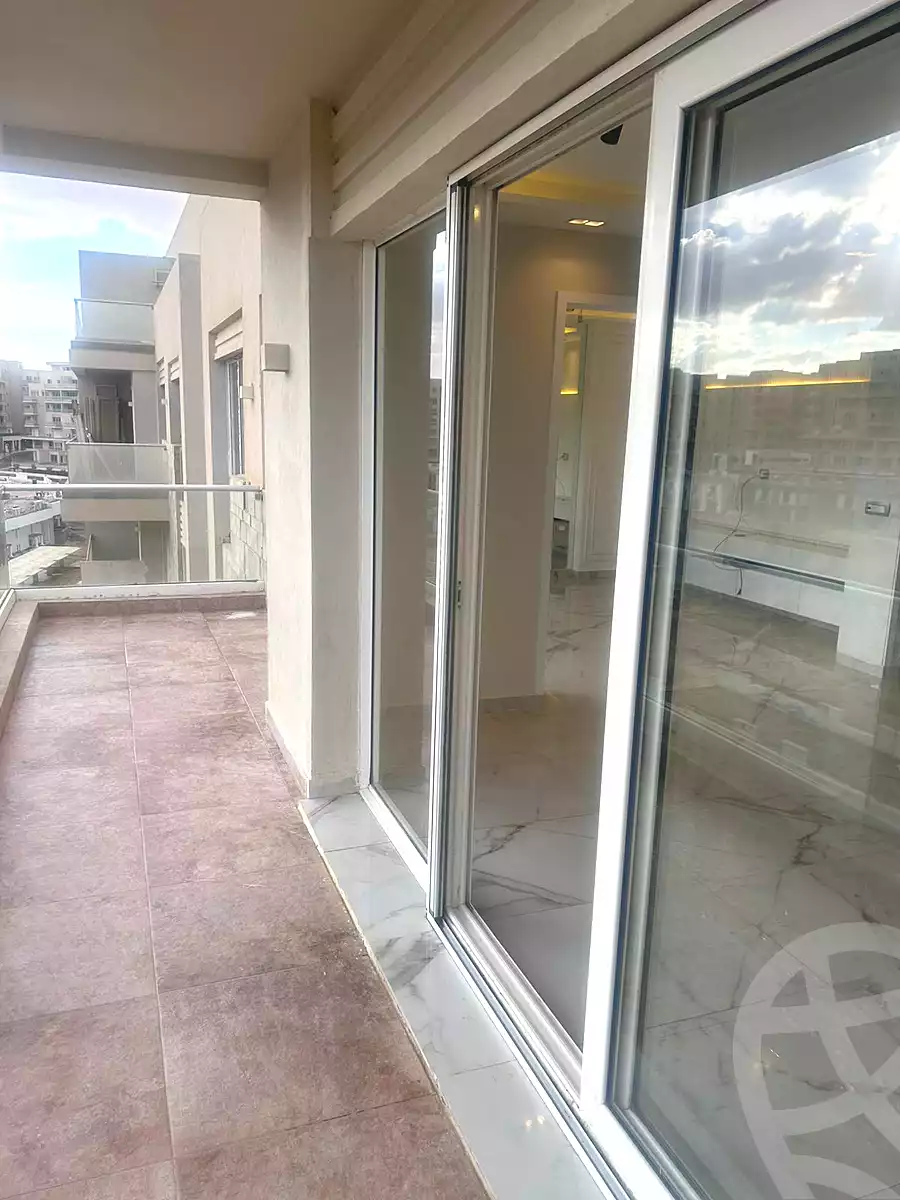 https://aqarmap.com.eg/en/listing/6951612-for-sale-cairo-new-cairo-compounds-mwntn-fyw-y-syty-club-park-mountain-view-icity