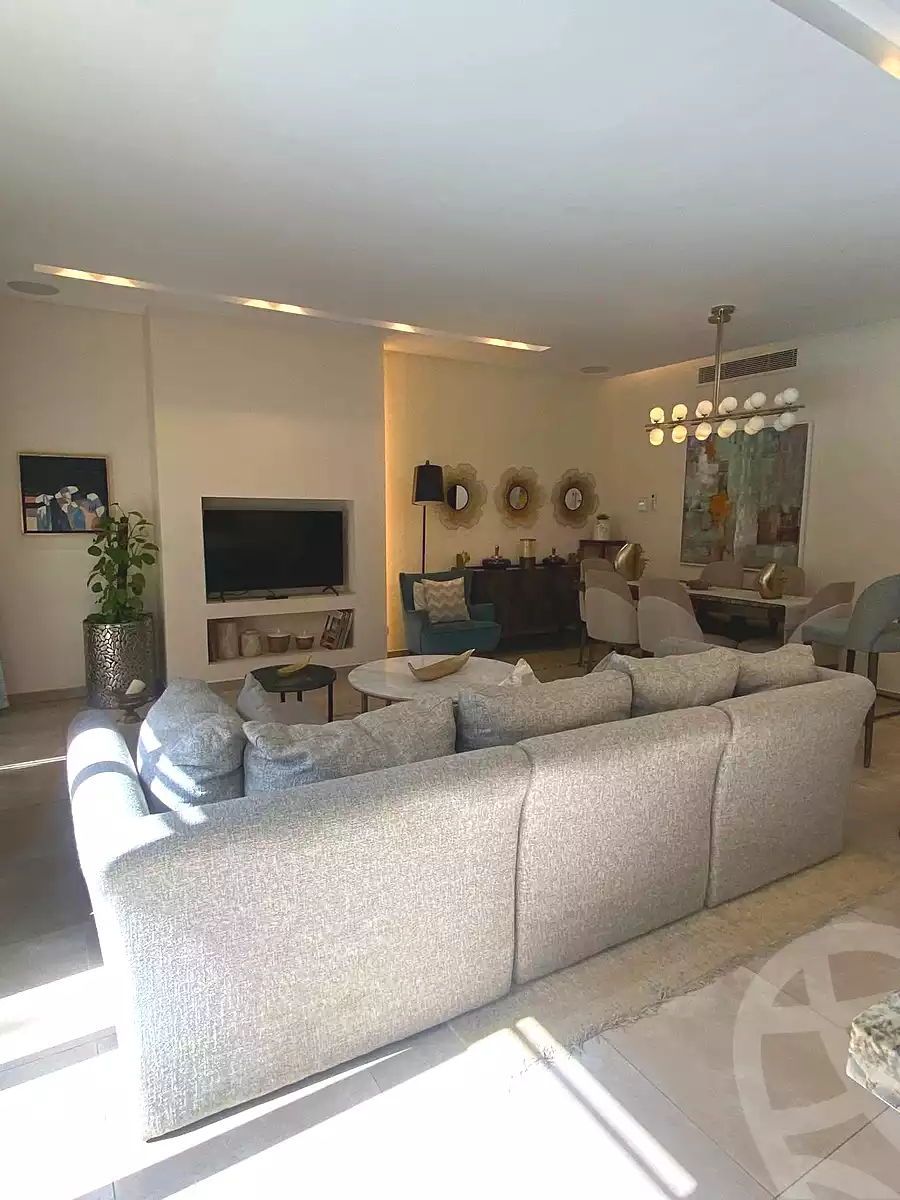 https://aqarmap.com.eg/ar/listing/6951869-for-sale-cairo-new-cairo-6th-settlement-compounds-jiwar-residence-compound-concrete