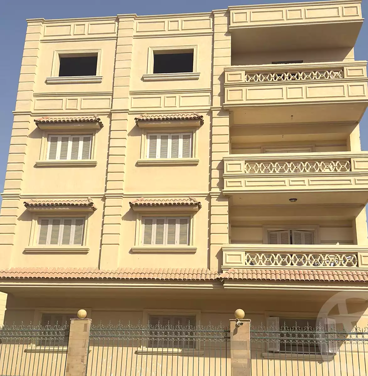 https://aqarmap.com.eg/ar/listing/6950392-for-sale-cairo-6th-of-october-garb-someed-neighborhood-13th-el-wrood-st