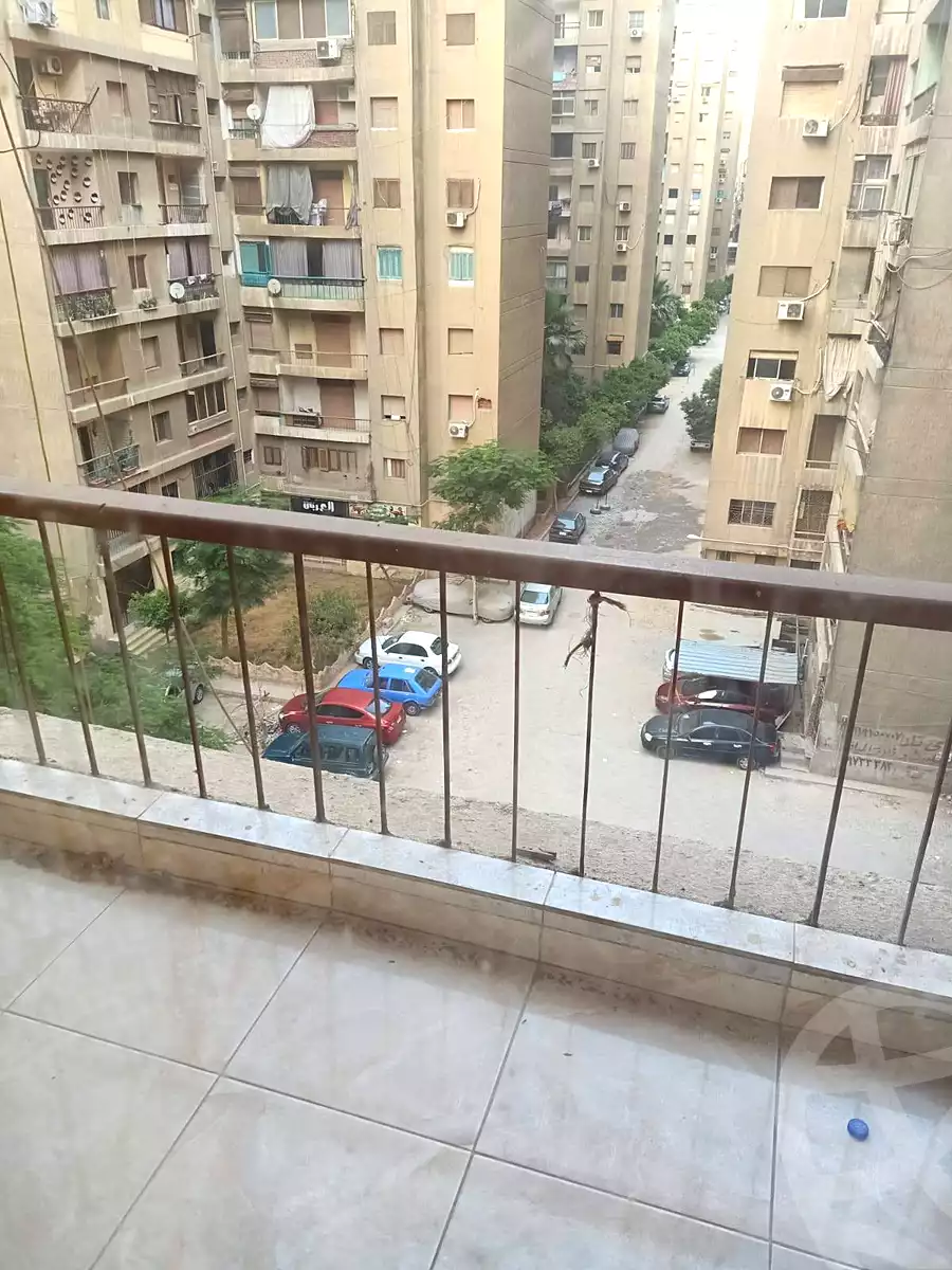 https://aqarmap.com.eg/en/listing/6952092-for-sale-cairo-helwan-hadayek-helwan-nile-corniche-st