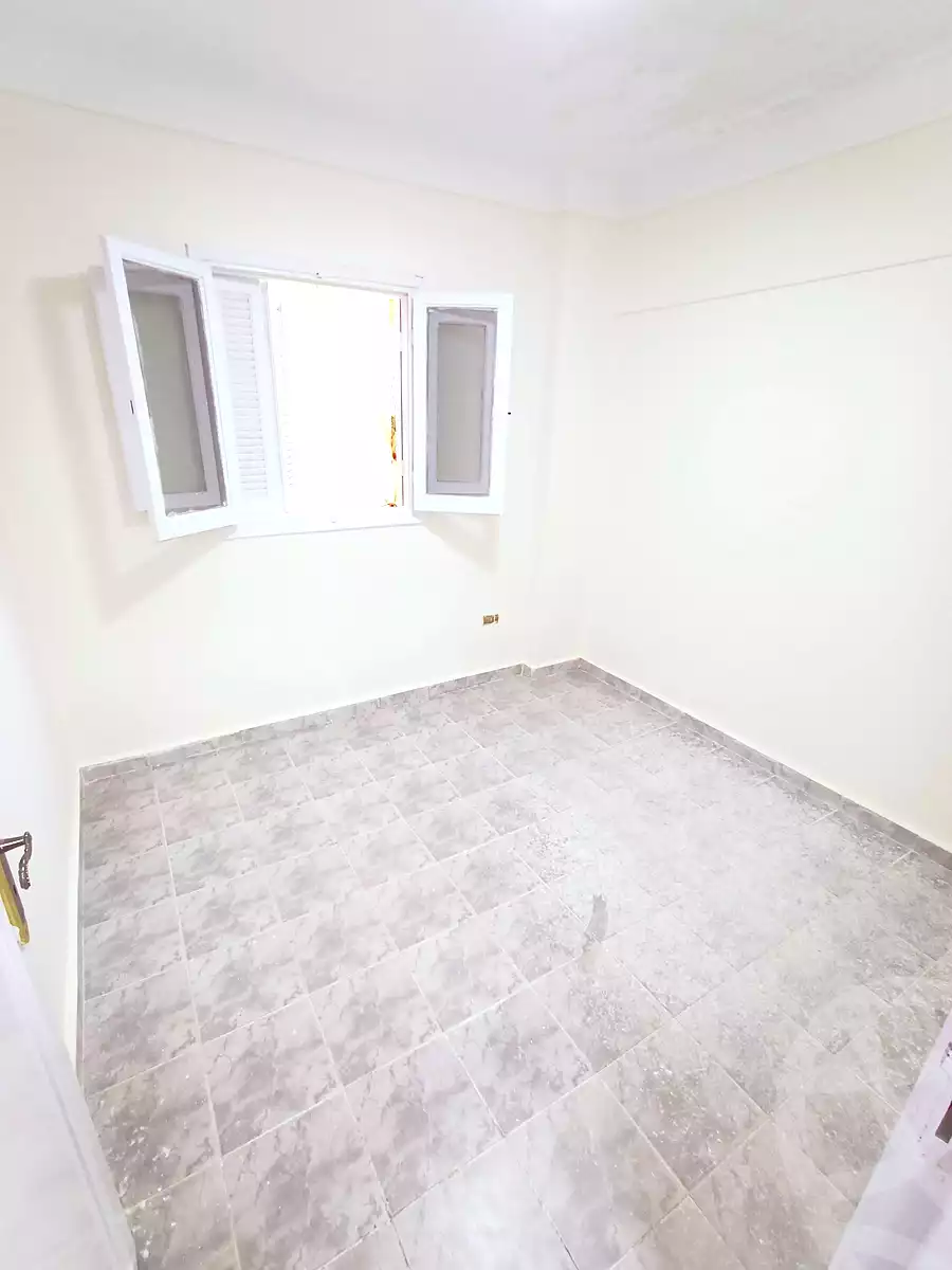 https://aqarmap.com.eg/en/listing/6950331-for-sale-alexandria-al-agamy