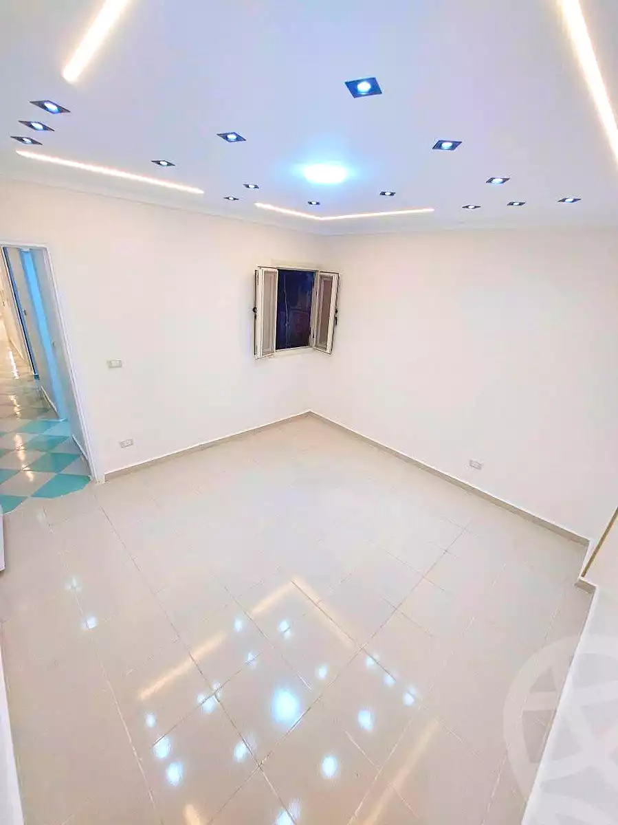 https://aqarmap.com.eg/ar/listing/6952162-for-sale-alexandria-sydy-bshr-sydy-bshr-bhry-shr-khld-bn-lwlyd