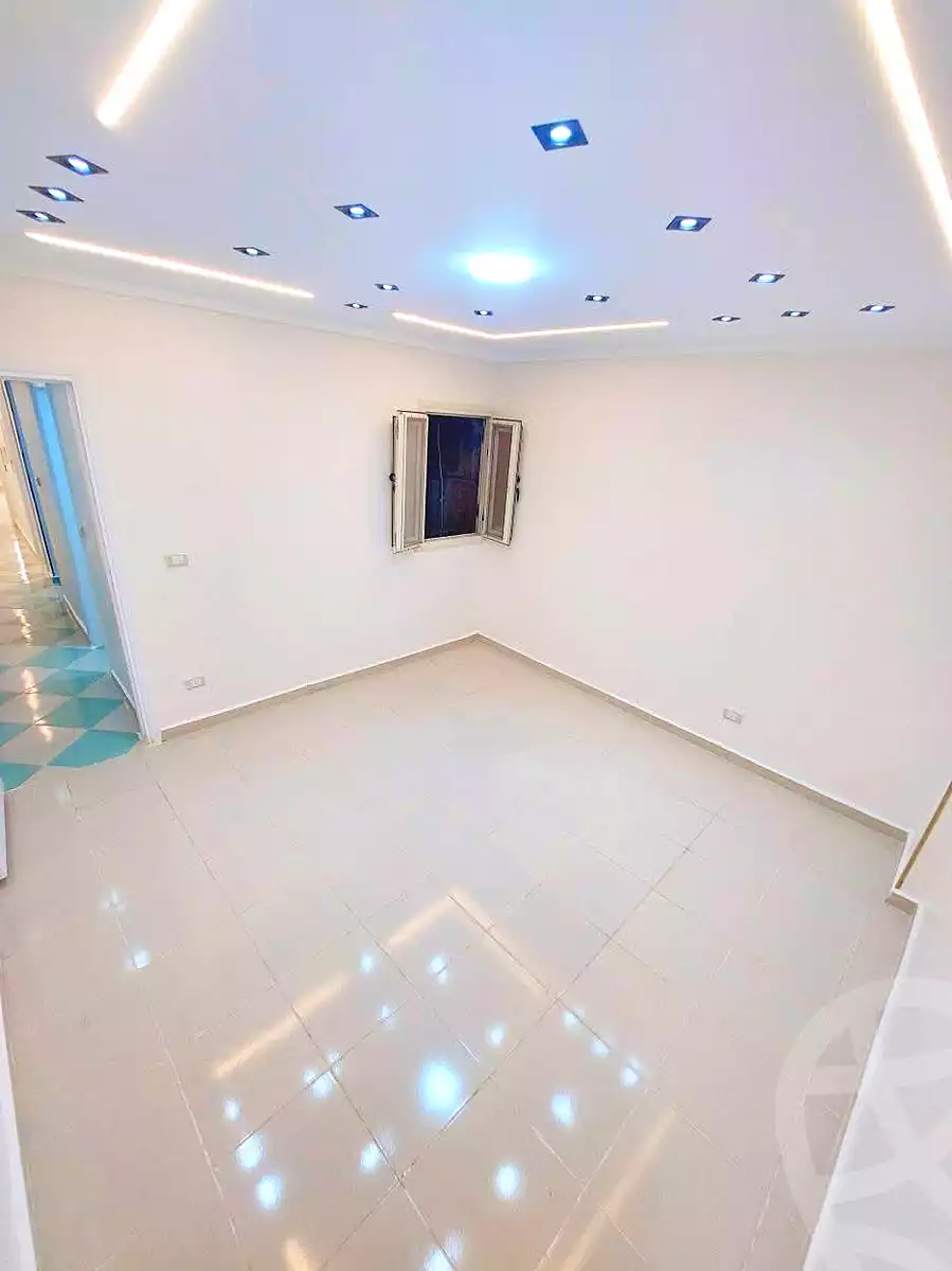 https://aqarmap.com.eg/ar/listing/6952180-for-sale-alexandria-sydy-bshr-sydy-bshr-bhry-shr-khld-bn-lwlyd