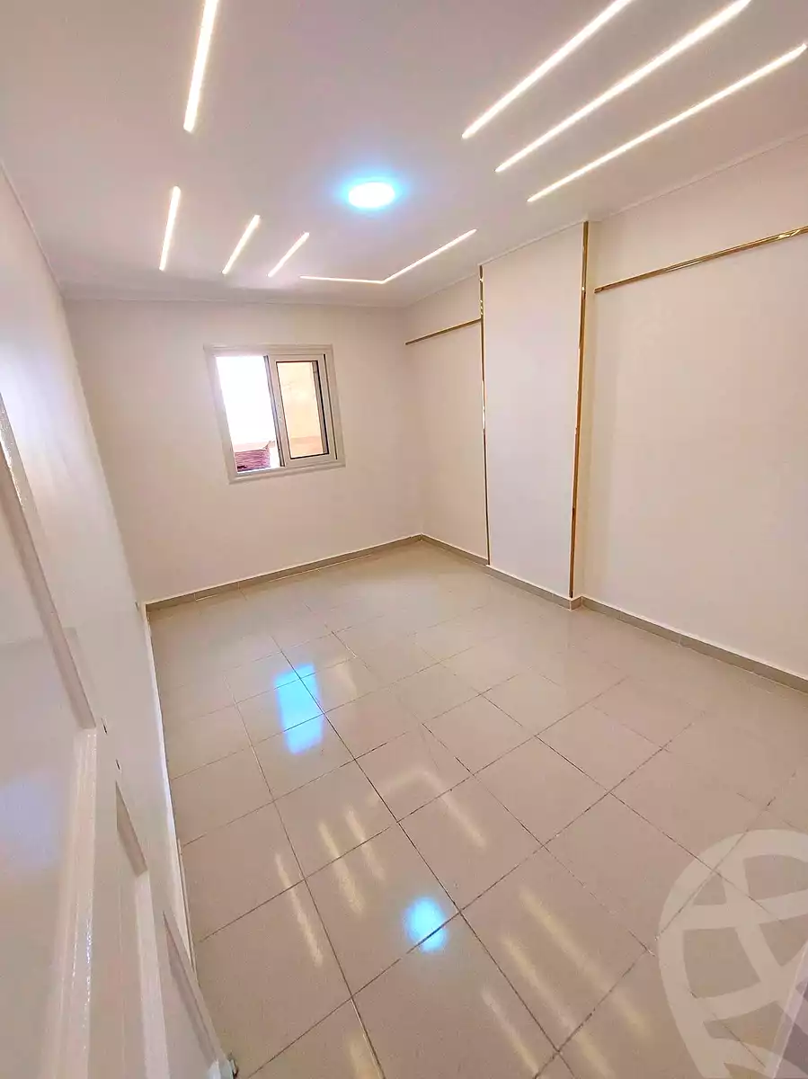 https://aqarmap.com.eg/ar/listing/6952180-for-sale-alexandria-sydy-bshr-sydy-bshr-bhry-shr-khld-bn-lwlyd