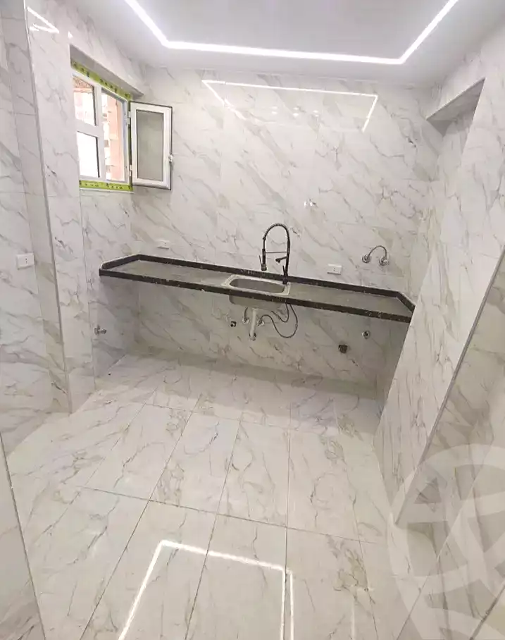 https://aqarmap.com.eg/en/listing/6952375-for-sale-alexandria-al-agamy-el-hanouvel
