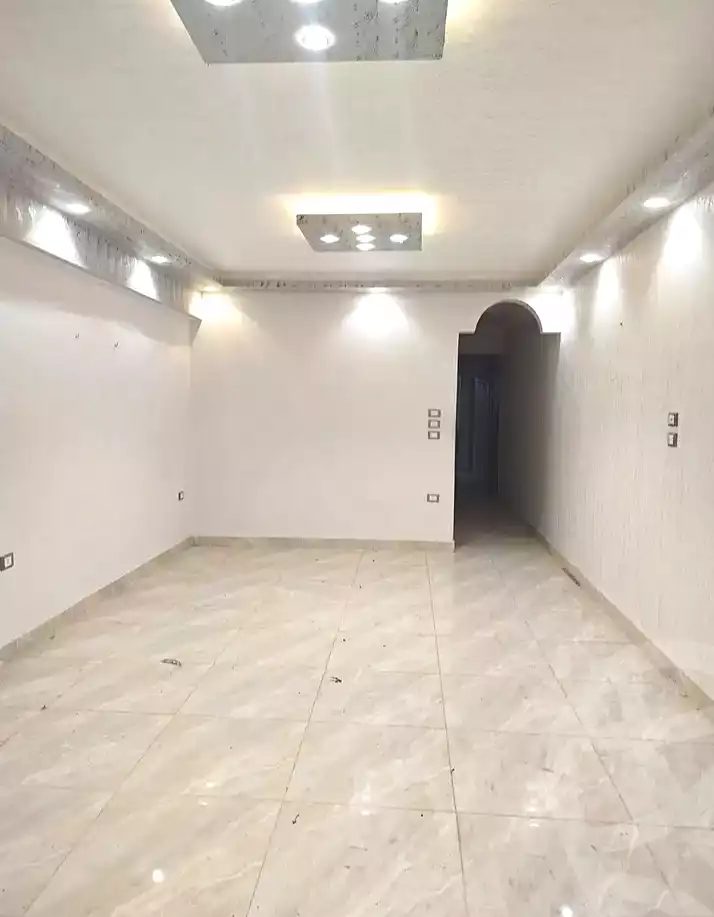 https://aqarmap.com.eg/ar/listing/6952392-for-sale-alexandria-al-agamy-el-hanouvel-el-salam-st