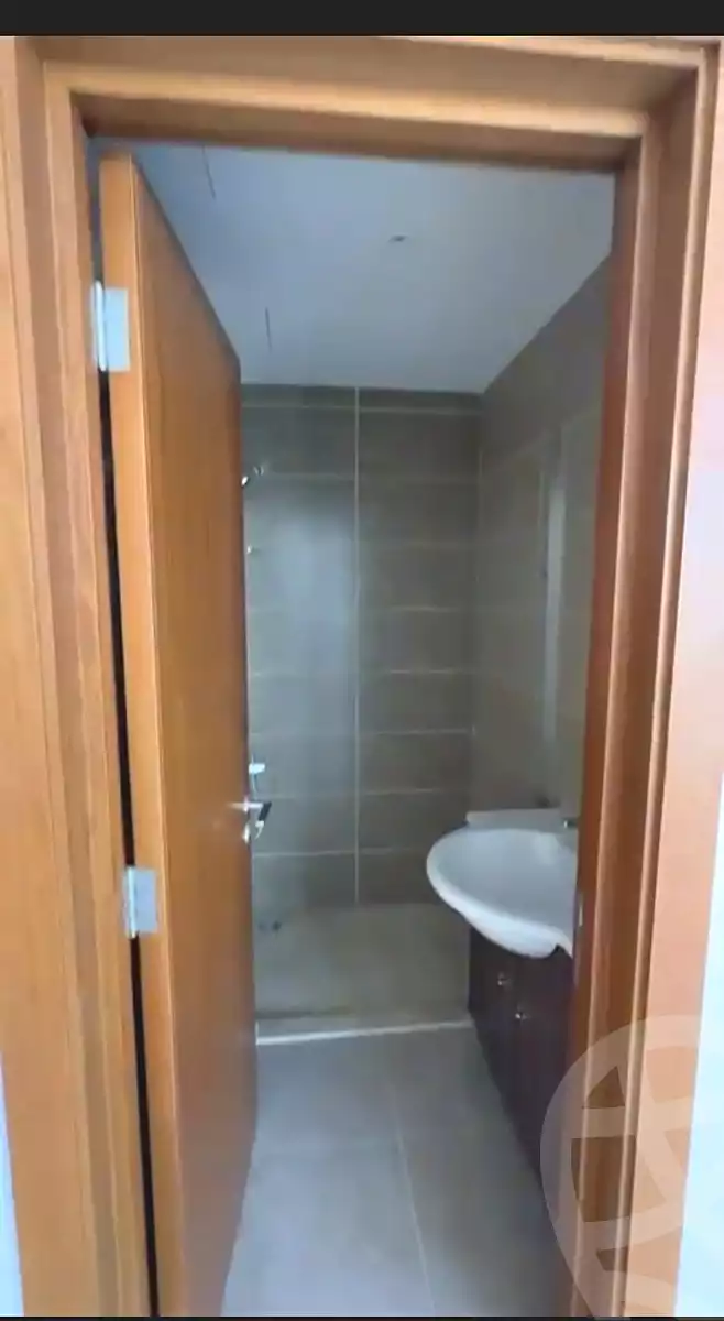 https://aqarmap.com.eg/ar/listing/6952733-for-sale-north-coast-new-alamein-mntj-t-l-lmyn-ljdyd-north-edge-towers