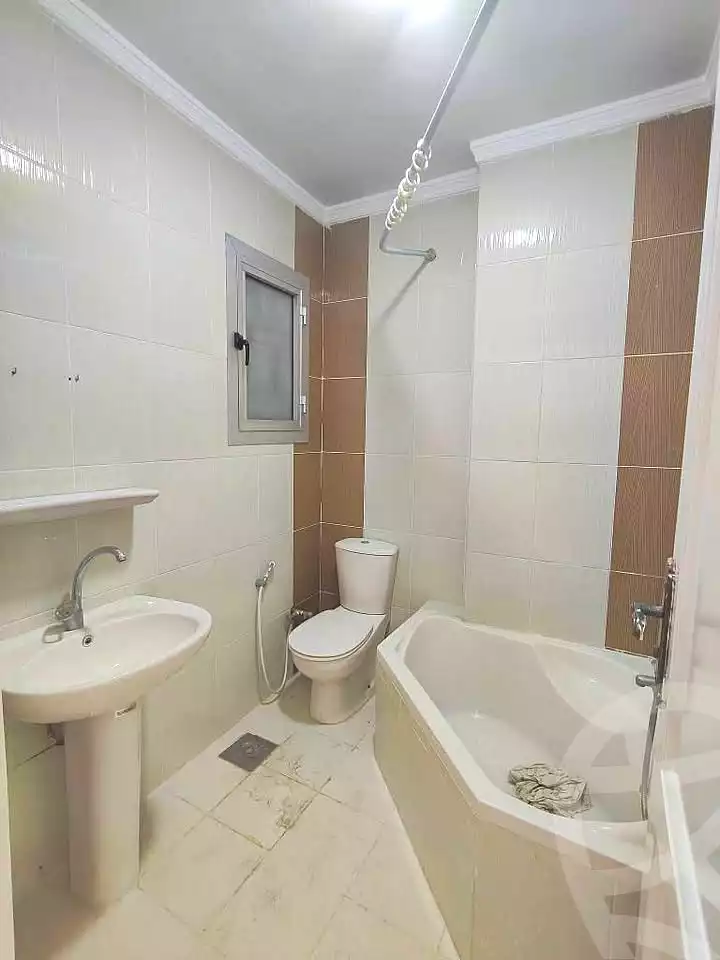 https://aqarmap.com.eg/ar/listing/6952866-for-sale-alexandria-sydy-bshr-sydy-bshr-bhry-khalil-hamada-st