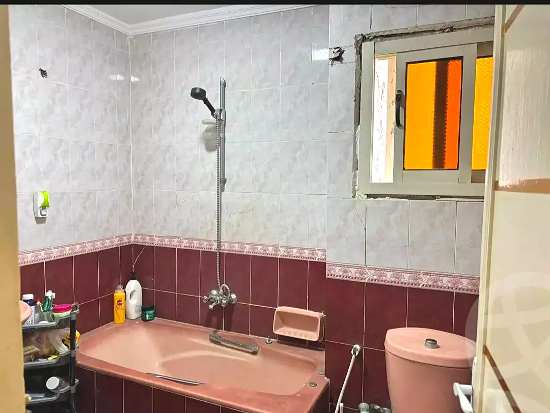 https://aqarmap.com.eg/ar/listing/6953943-for-sale-alexandria-fyktwry-el-amir-abd-el-haleem-st