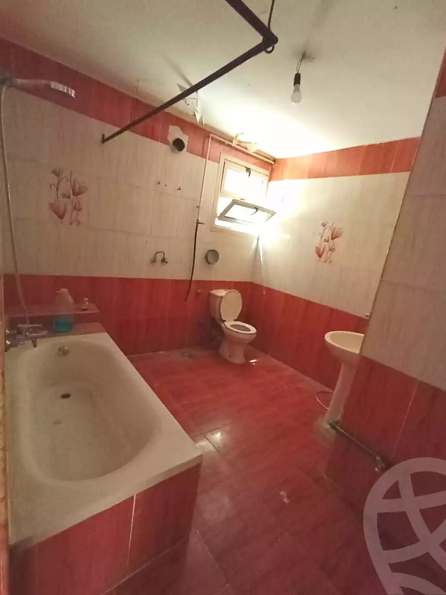 https://aqarmap.com.eg/en/listing/6954236-for-rent-cairo-helwan-sherif-st
