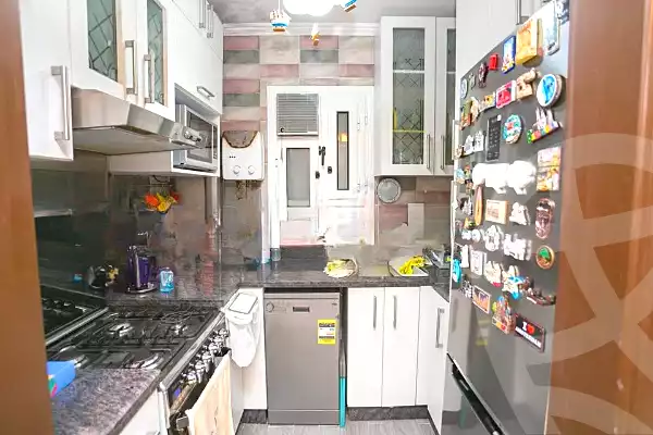 https://aqarmap.com.eg/en/listing/6954900-for-sale-alexandria-roshdy-kafr-abdou-st