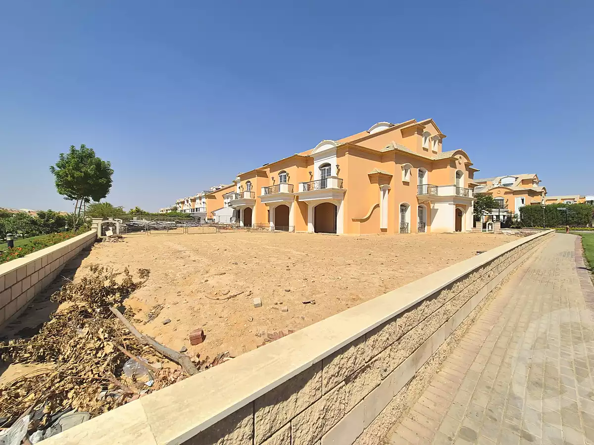 https://aqarmap.com.eg/en/listing/6955098-for-sale-cairo-new-cairo-compounds-layan-residence-manazel