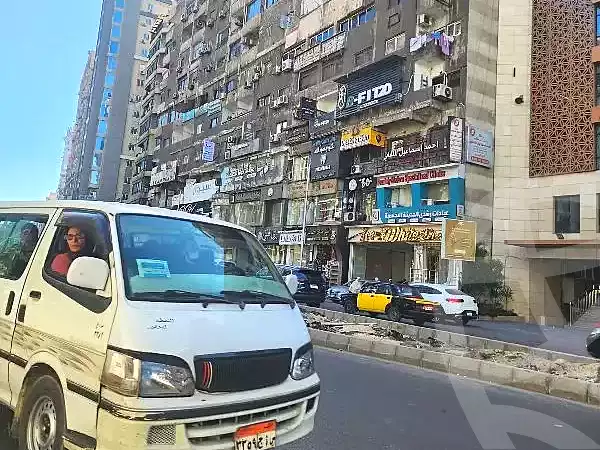 https://aqarmap.com.eg/ar/listing/6955304-for-rent-alexandria-roshdy-shr-bw-qyr-tryq-lhry