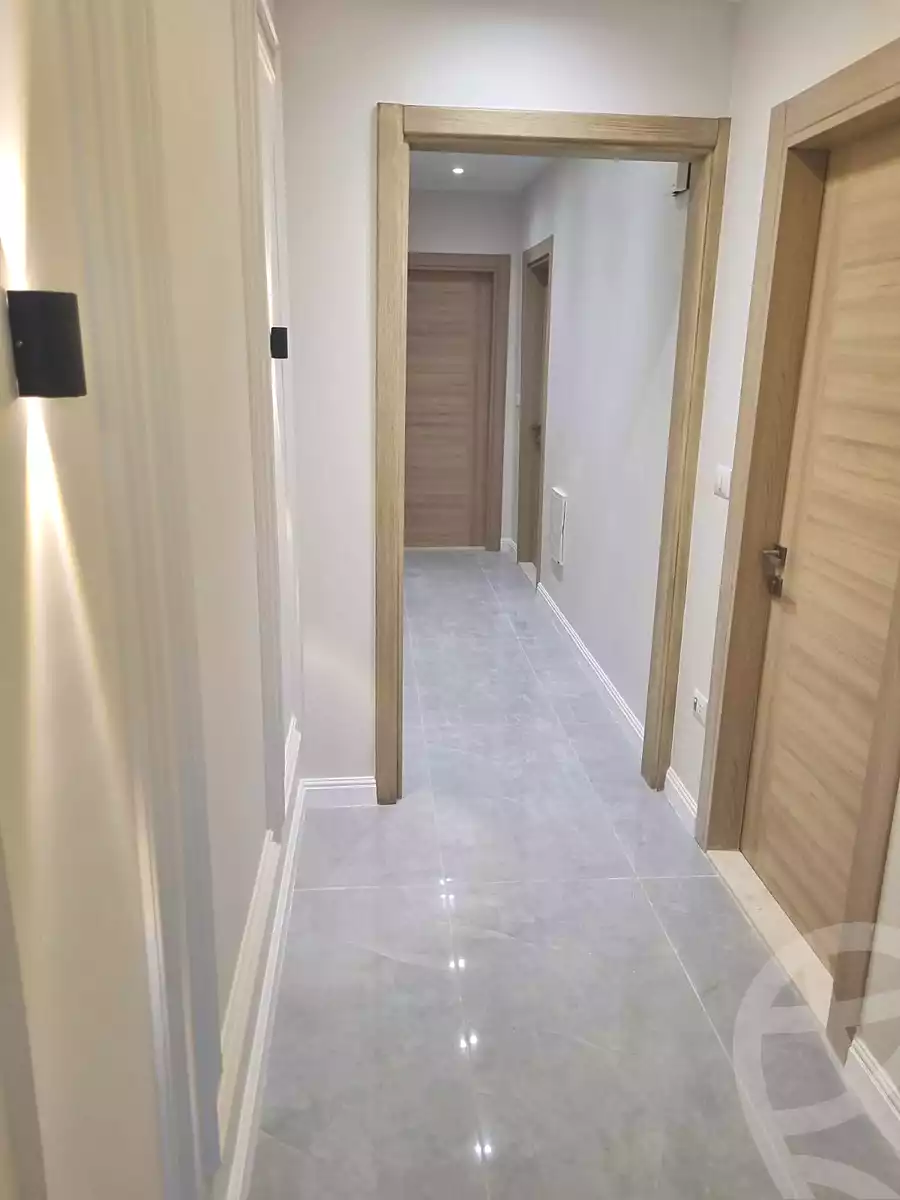https://aqarmap.com.eg/ar/listing/6955440-for-sale-cairo-new-cairo-south-investors-al-gezira-st