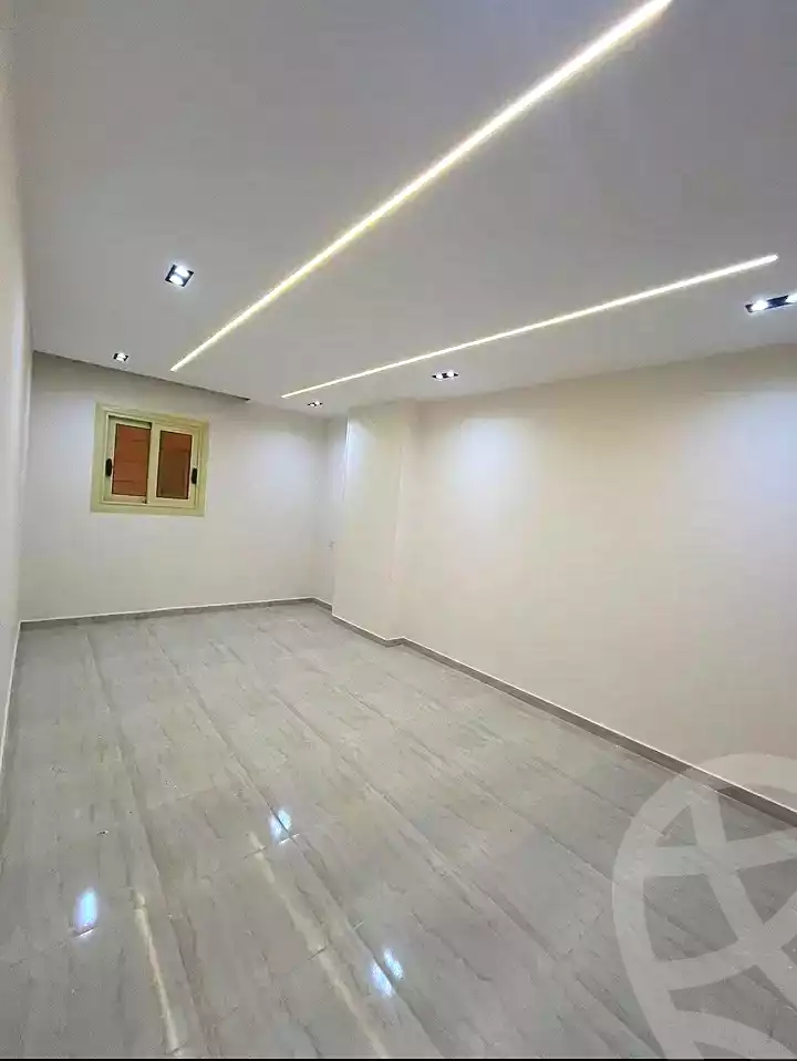 https://aqarmap.com.eg/ar/listing/6956205-for-sale-alexandria-al-agamy-lbytsh-bianchiii