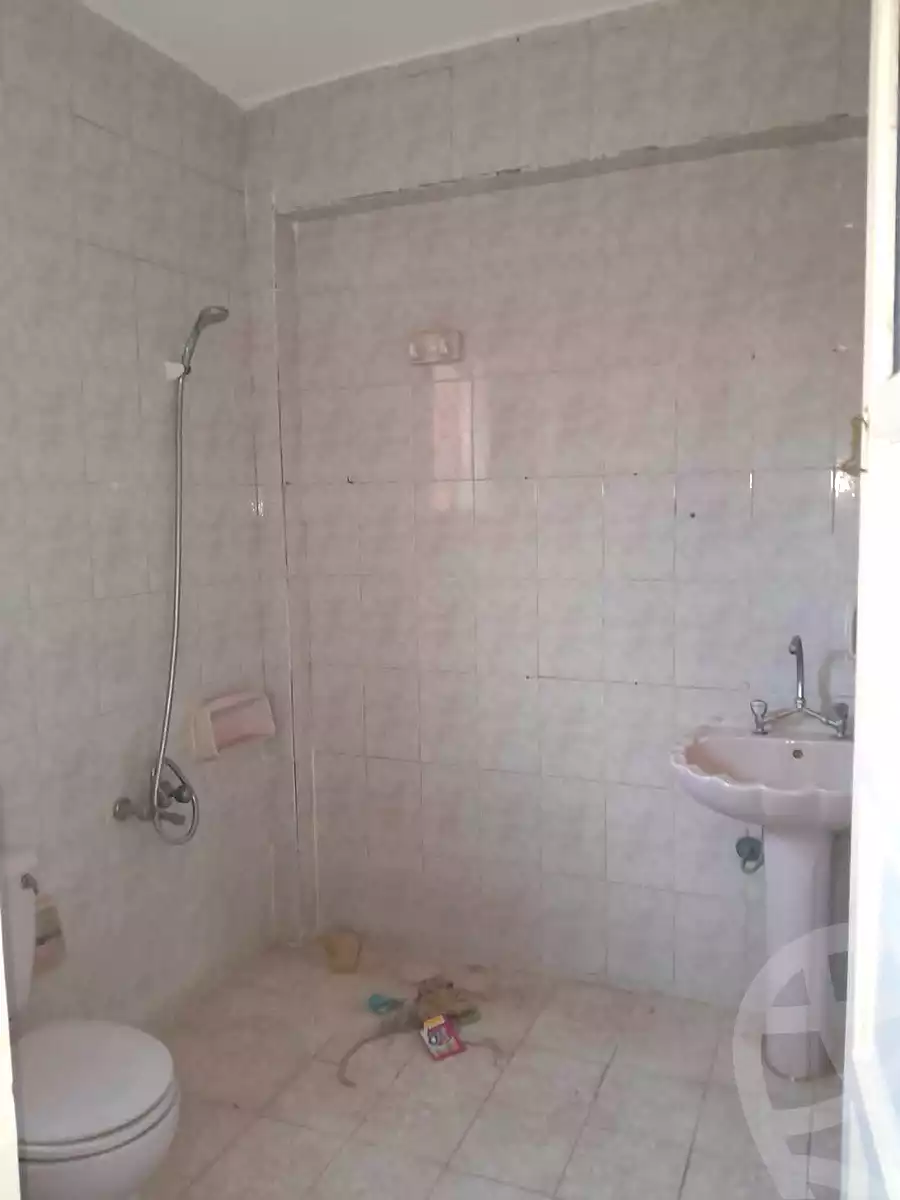 https://aqarmap.com.eg/en/listing/6956420-for-sale-alexandria-al-agamy-el-hanouvel-el-salam-st