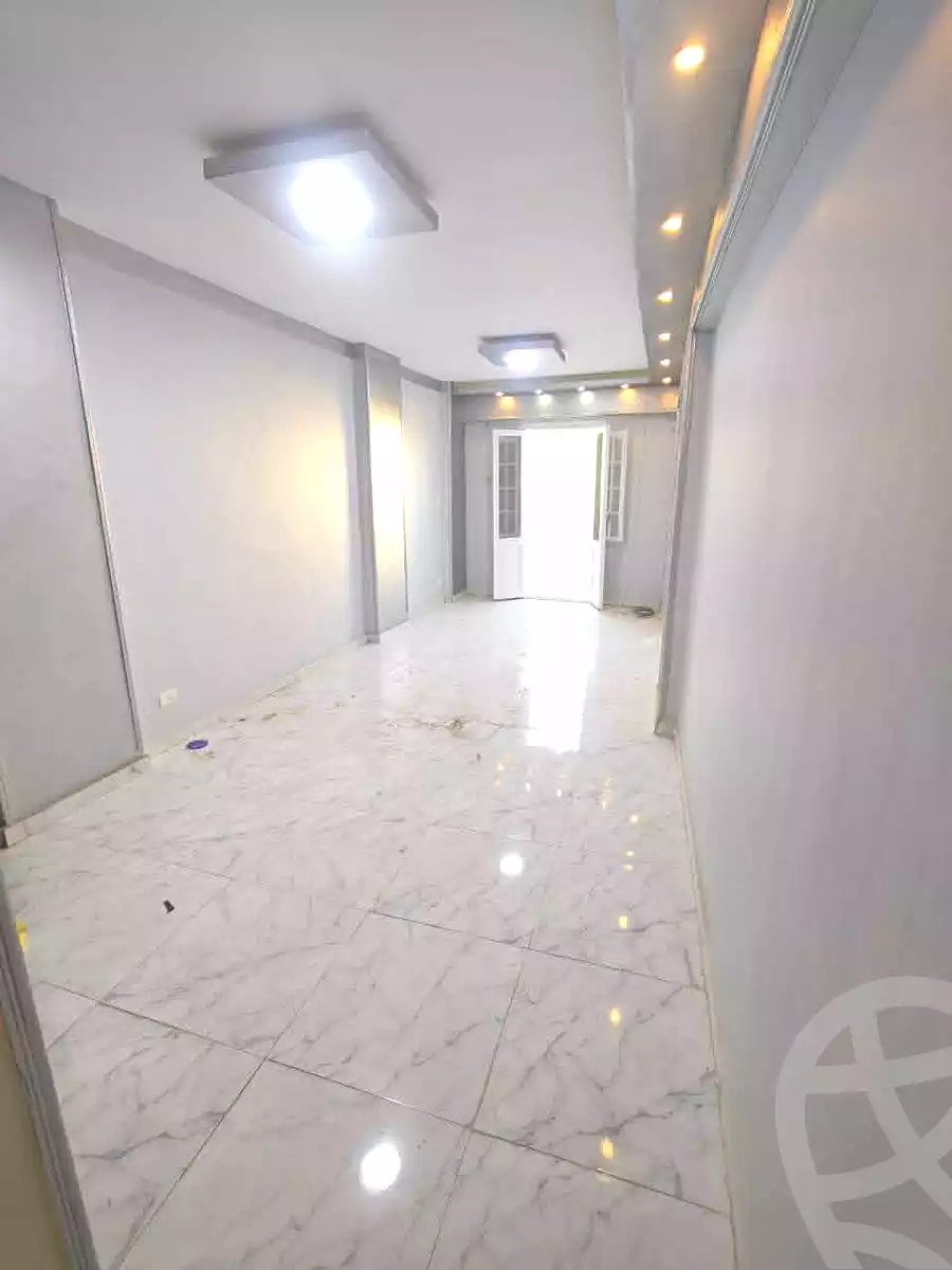 https://aqarmap.com.eg/en/listing/6956424-for-sale-alexandria-al-agamy-el-hanouvel-el-warsha-st