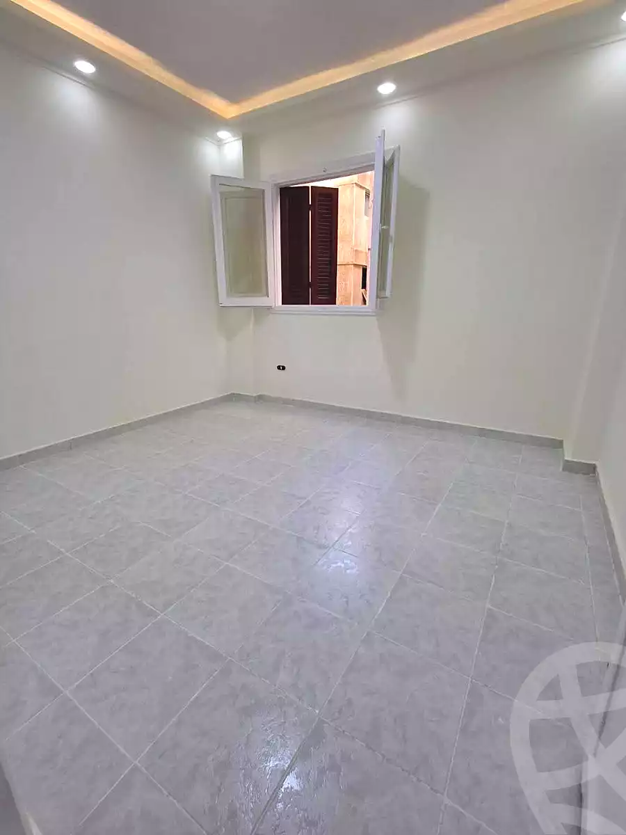 https://aqarmap.com.eg/ar/listing/6956439-for-sale-alexandria-al-agamy-shataa-el-nakheel