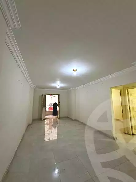 https://aqarmap.com.eg/ar/listing/6956467-for-rent-alexandria-new-miami-eskot