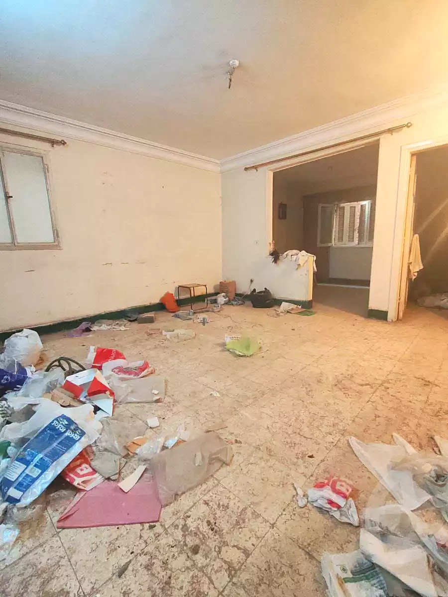 https://aqarmap.com.eg/en/listing/6956482-for-sale-cairo-ljyz-shareaa-morad  charel degol