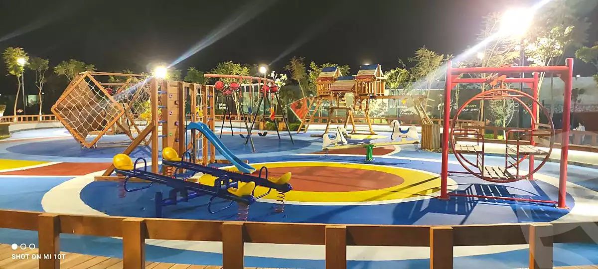 https://aqarmap.com.eg/ar/listing/6956623-for-sale-cairo-new-cairo-compounds-stwn-ryzydns-by-ar-y-llttwyr