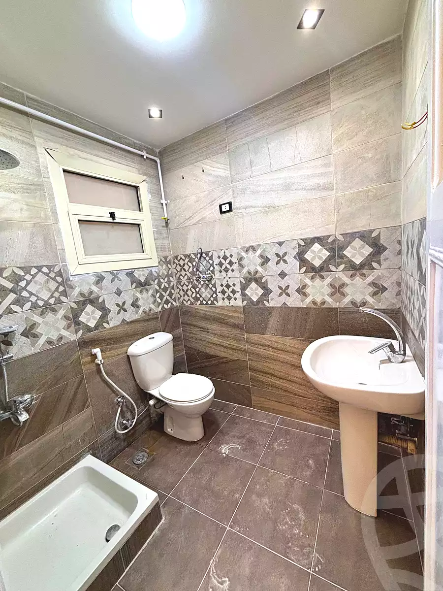 https://aqarmap.com.eg/ar/listing/6956955-for-sale-alexandria-miami-el-gaish-rd-st