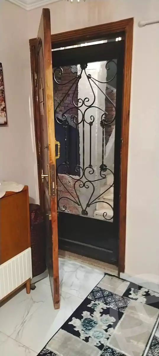 https://aqarmap.com.eg/ar/listing/6957094-for-sale-cairo-ain-shams-ain-shams-el-sharkia-el-eshrein-stt