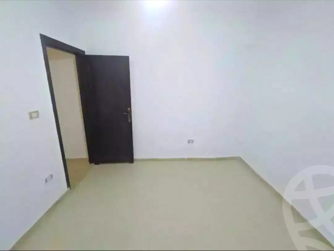 https://aqarmap.com.eg/ar/listing/6957134-for-rent-alexandria-alhadara-lhdr-lbhry