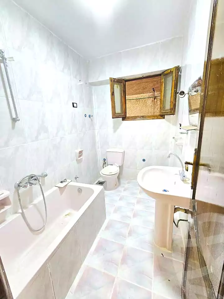 https://aqarmap.com.eg/en/listing/6957190-for-sale-alexandria-al-agamy-shataa-el-nakheel