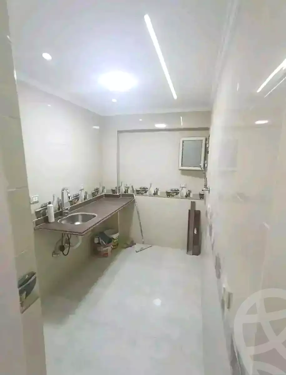 https://aqarmap.com.eg/ar/listing/6957428-for-sale-alexandria-sydy-bshr-sydy-bshr-bhry-street-16