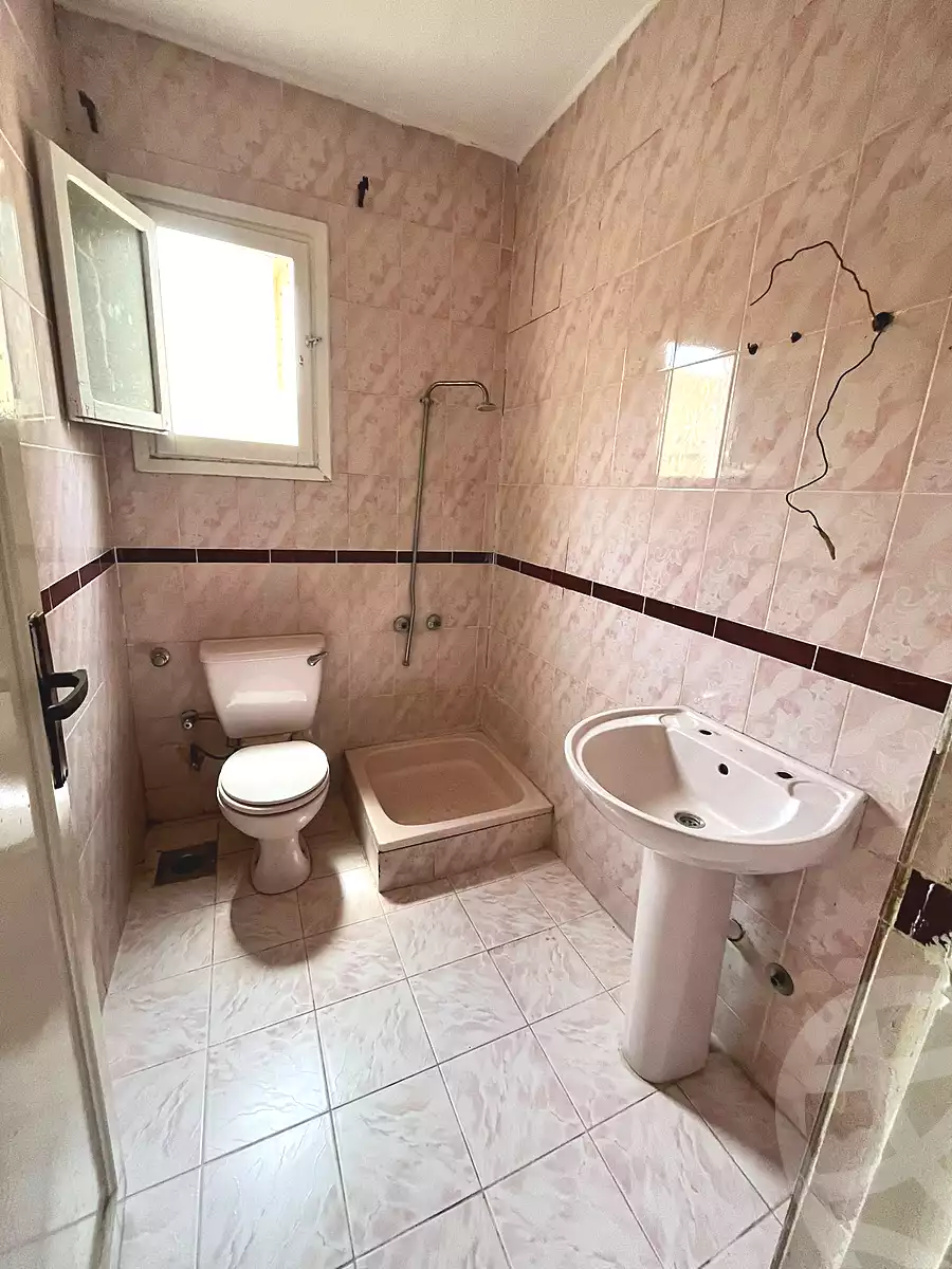 https://aqarmap.com.eg/ar/listing/6957706-for-sale-alexandria-al-agamy-shataa-el-nakheel