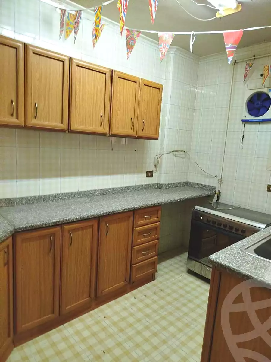 https://aqarmap.com.eg/ar/listing/6958037-for-sale-cairo-ain-shams-ain-shams-el-sharkia-el-eshrein-stt