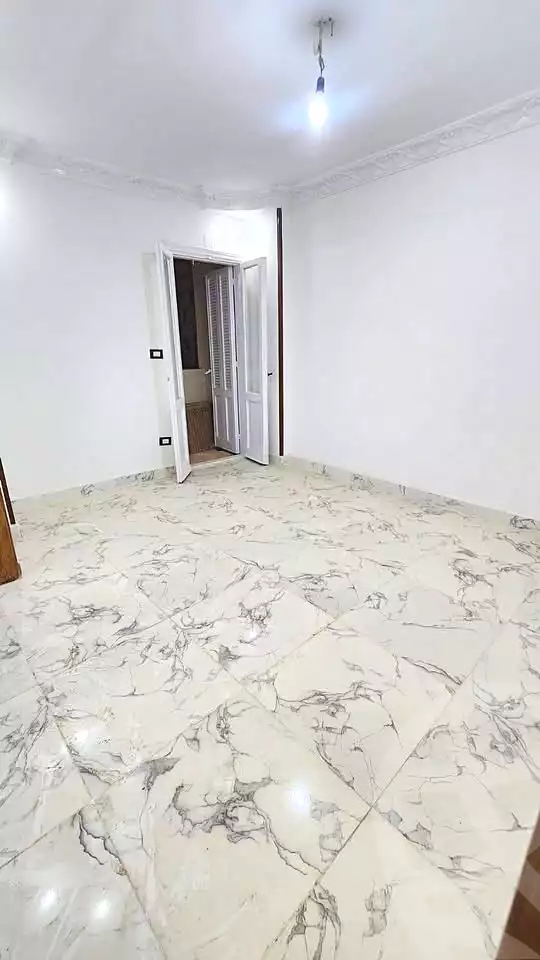 https://aqarmap.com.eg/ar/listing/6958237-for-sale-alexandria-el-mandara-shr-jml-bd-lnsr