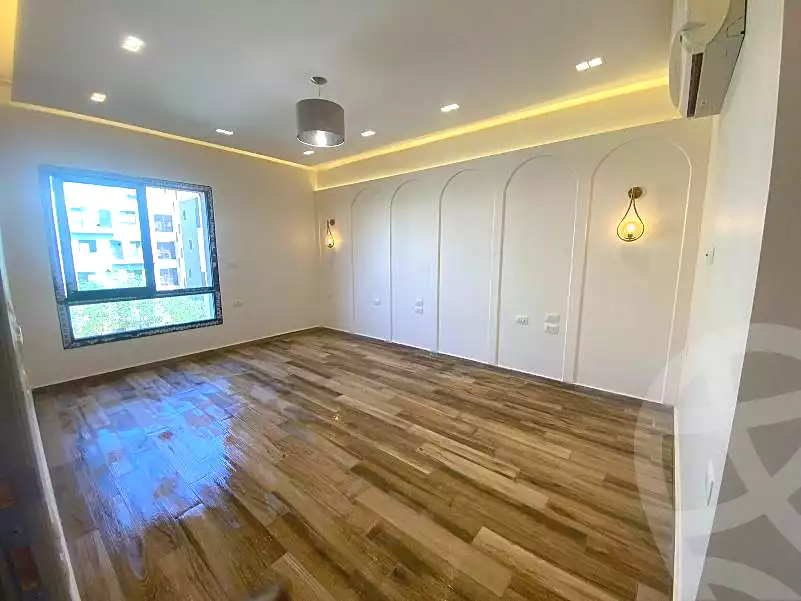 https://aqarmap.com.eg/ar/listing/6958388-for-sale-cairo-new-cairo-compounds-eastown-eastown-parks