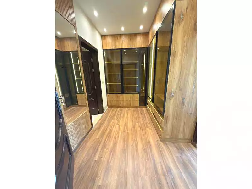 https://aqarmap.com.eg/ar/listing/6958395-for-rent-cairo-new-cairo-compounds-azzar