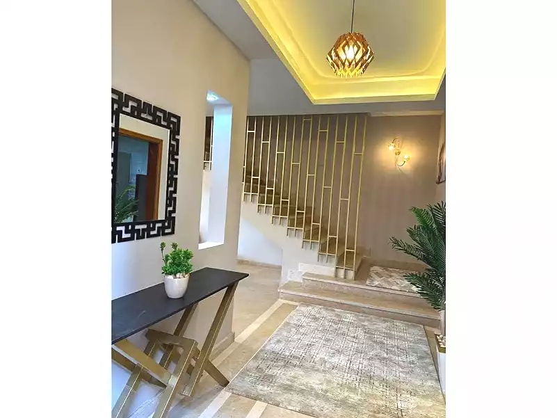 https://aqarmap.com.eg/ar/listing/6958426-for-rent-cairo-new-cairo-compounds-lake-view