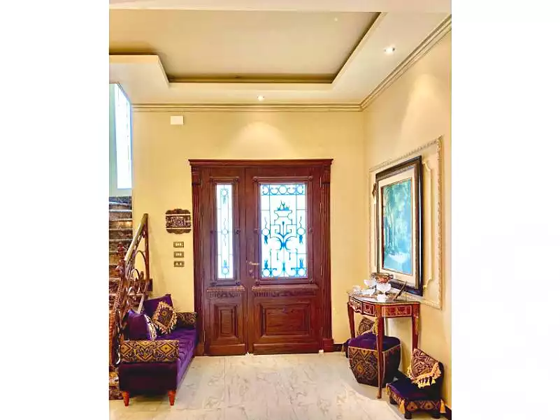 https://aqarmap.com.eg/en/listing/6958447-for-sale-cairo-new-cairo-compounds-hayati-residence