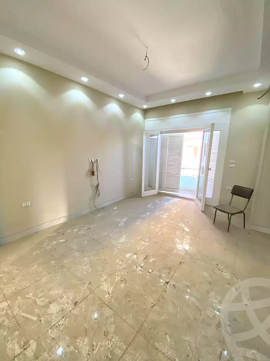 https://aqarmap.com.eg/ar/listing/6958668-for-rent-cairo-downtown-tl-t-hrb