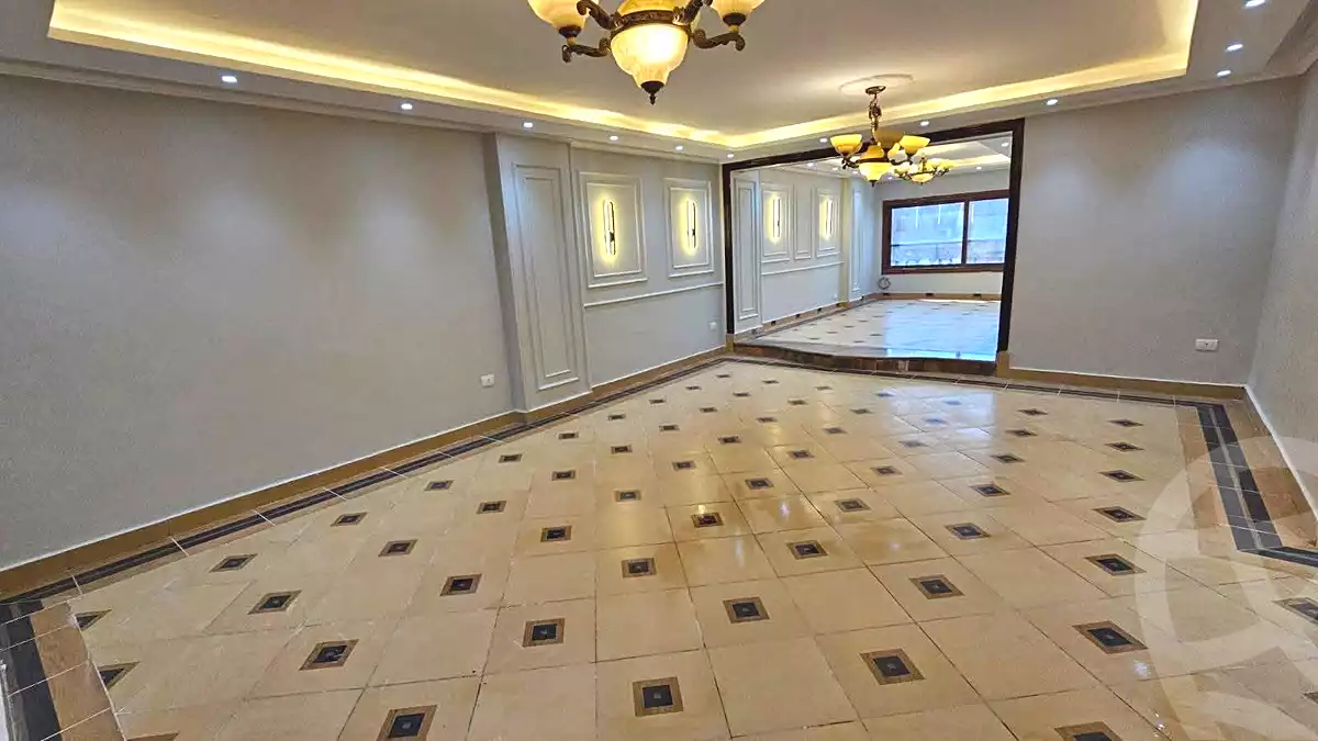 https://aqarmap.com.eg/ar/listing/6958913-for-sale-cairo-helwan-ahmed-enci-st